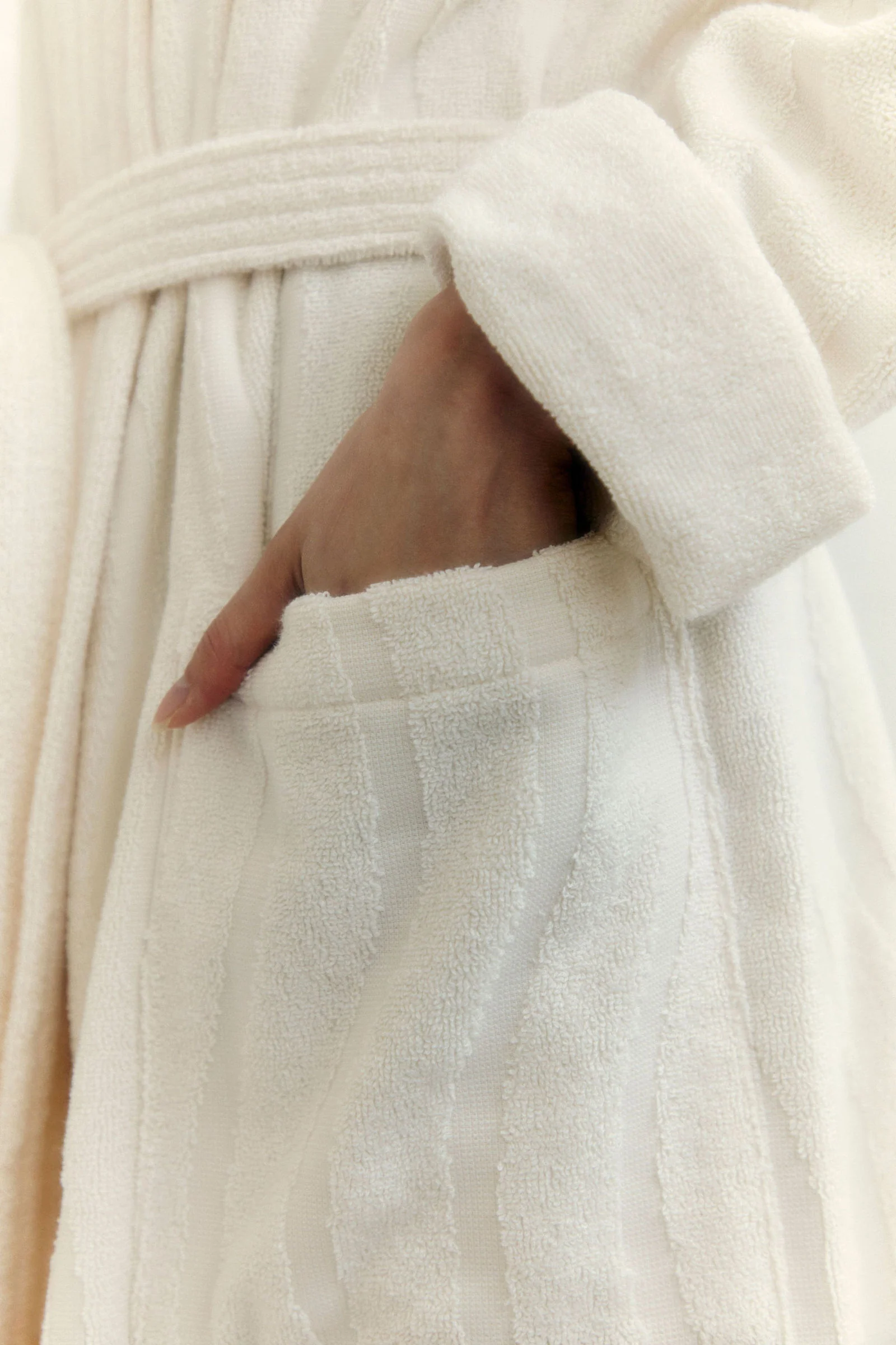 SULIS BATH ROBE Ivory - Image 8