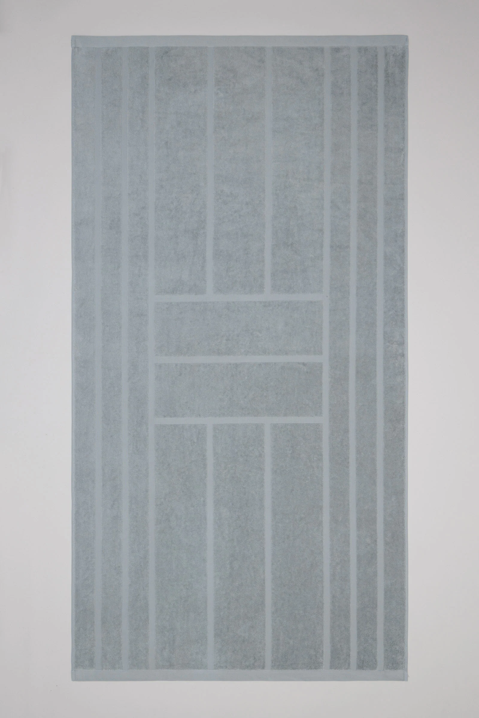 WOODFORD POOL TOWEL Cement - Image 5